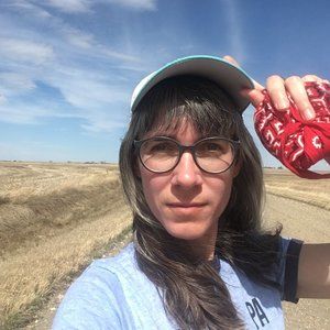 Meet your Posher, Dominique